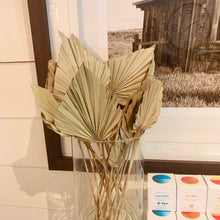 Load image into Gallery viewer, Palm Spear Small - Natural